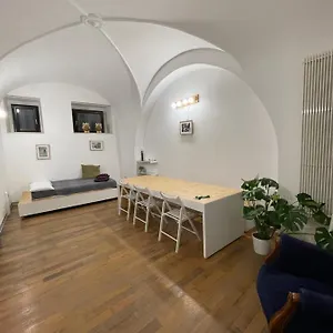  Appartement San Michele - Intero In Pieno Centro Italie